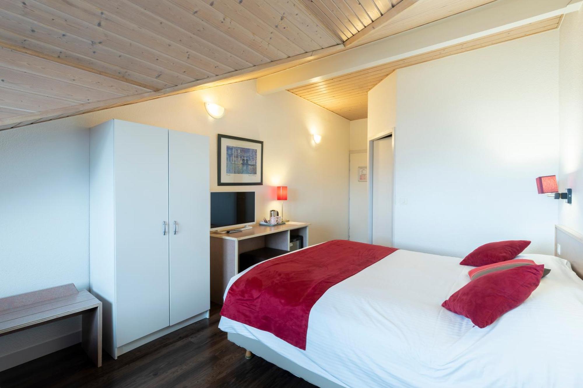 The Originals City, Hôtel L'Arc-En-Ciel, Thonon-les-Bains  Quarto foto